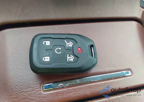 2015 Chevrolet Tahoe Ltz z USA, uszkodzony, nr VIN 1GNSKCKC7FR678378